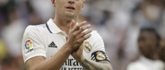 توني كروس يتوقع استعادة ريال مدريد لقب الدوري الإسباني