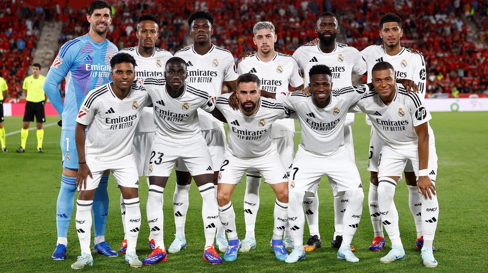 أعلن أنشيلوتي عودة اثنين من المدافعين عن ريال مدريد إلى مباراة الإياب مع مان سيتي