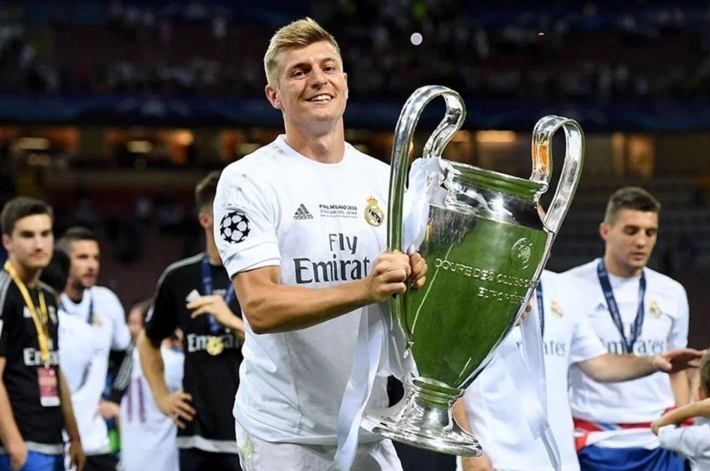 ليفربول يبدي اهتماما بـ "كروس الجديدة" من شتوتغارت-فالك